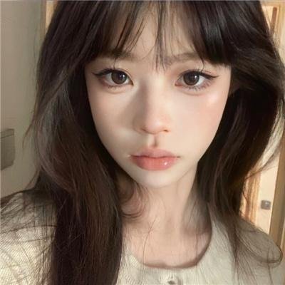 蔷花，红莲